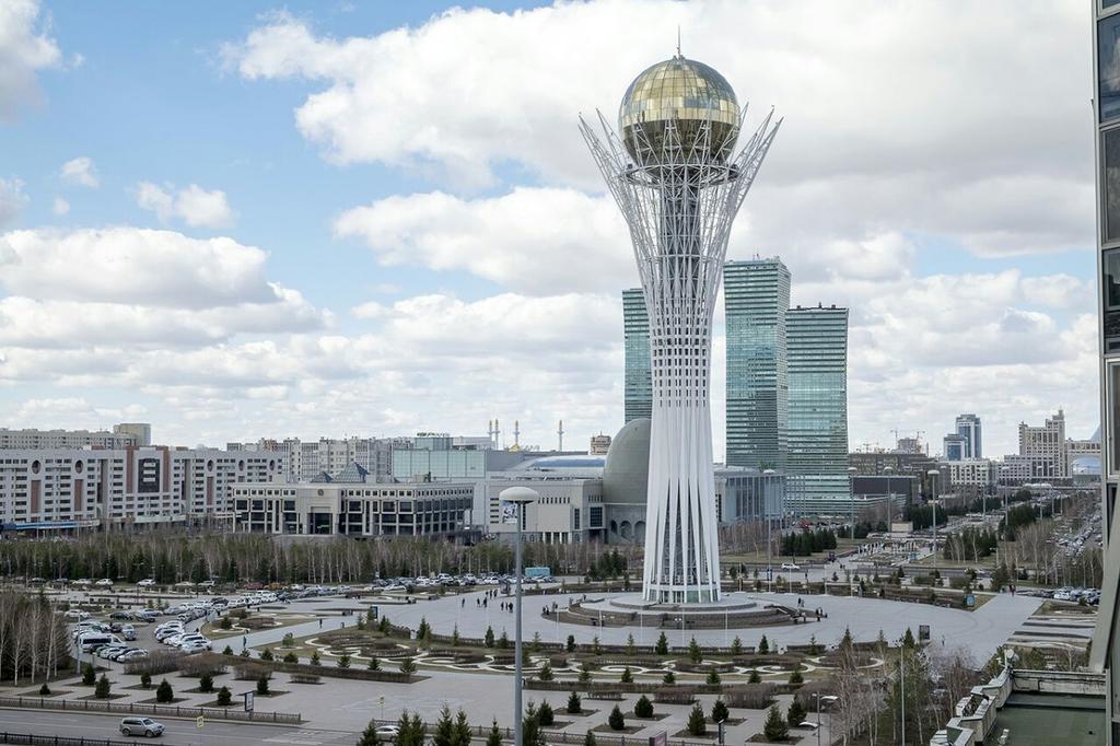 Apartment On Sauran Str Center Astana Exterior foto